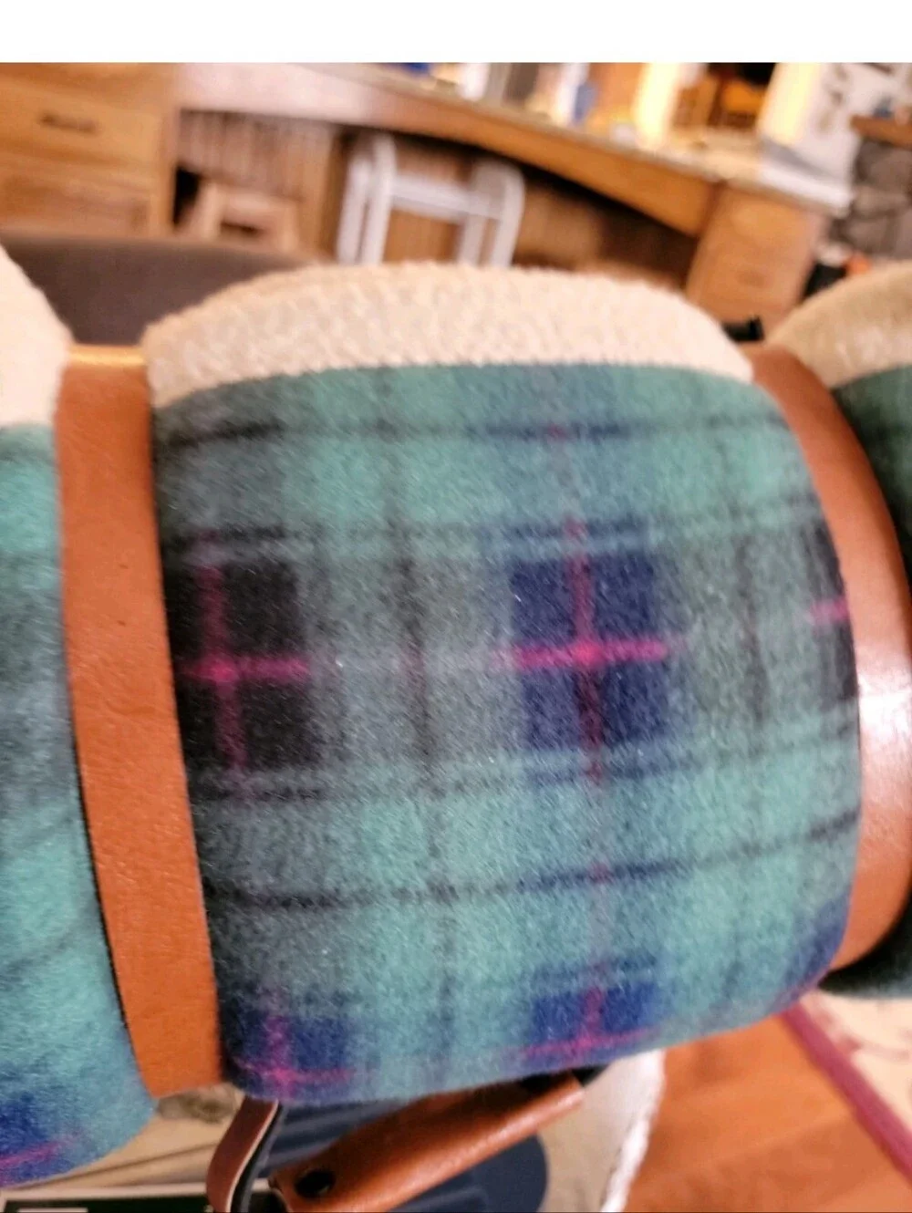 Jeffrey Banks snuggle up